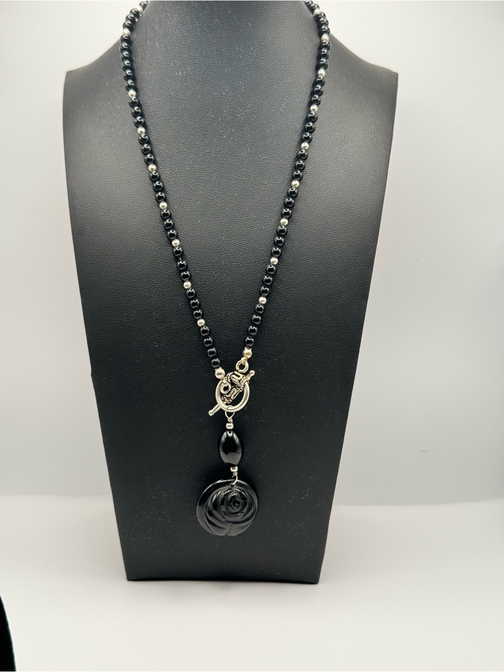 Black Jadeite Beaded Rose Pendant Sterling Silver Toggle Clasp Necklace